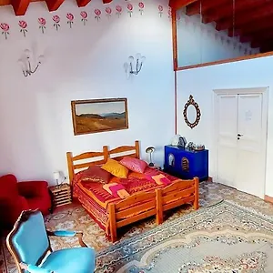 vuccirias-cozy-rooms.sicilyhotelsitaly.net/