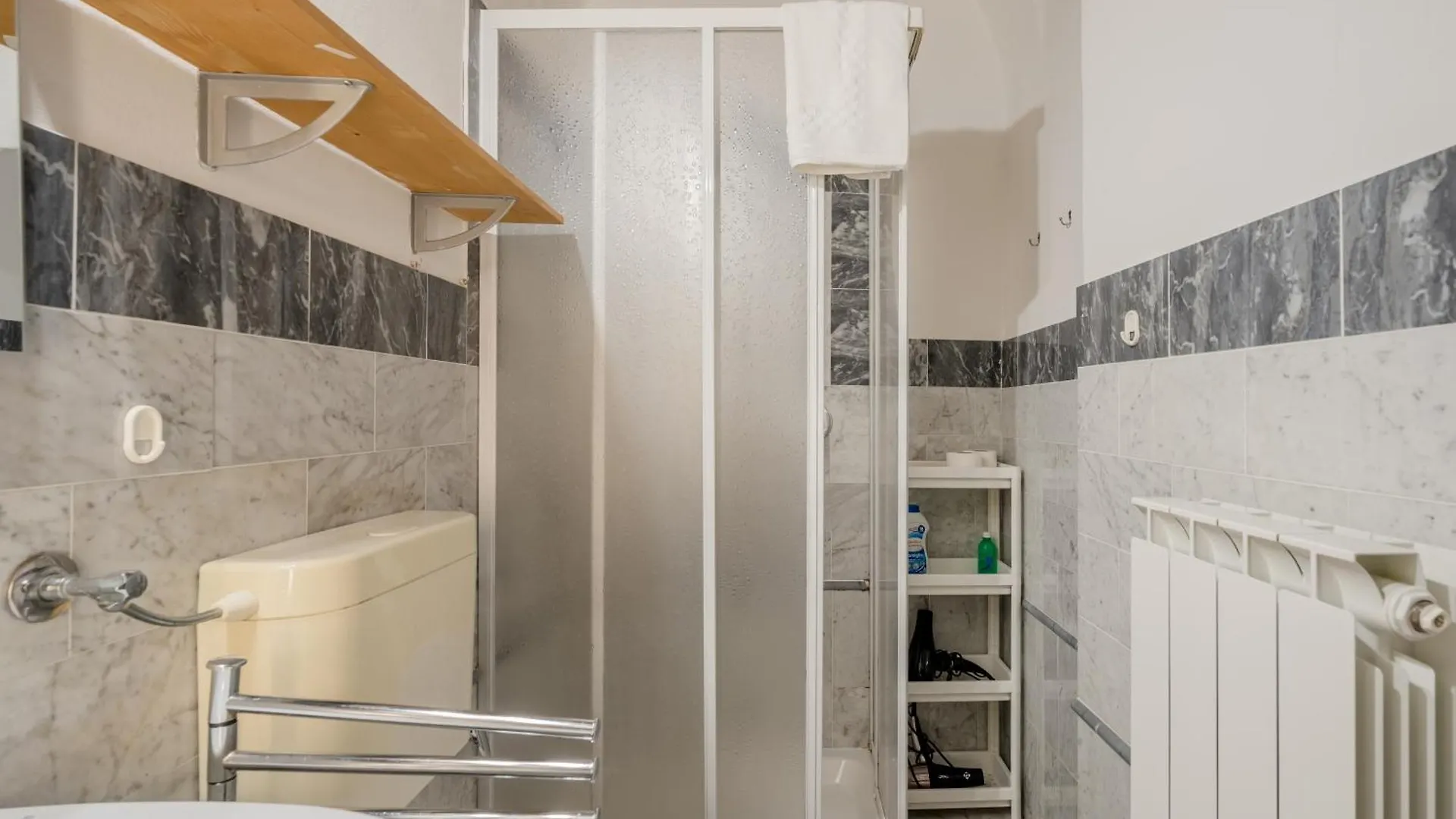 San Lorenzo Cozy Flat Firenze 0*,  Italia